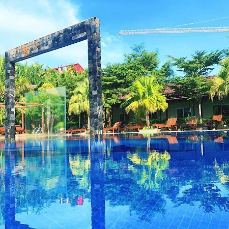Twin Palms Resort Сиануквиль Экстерьер фото